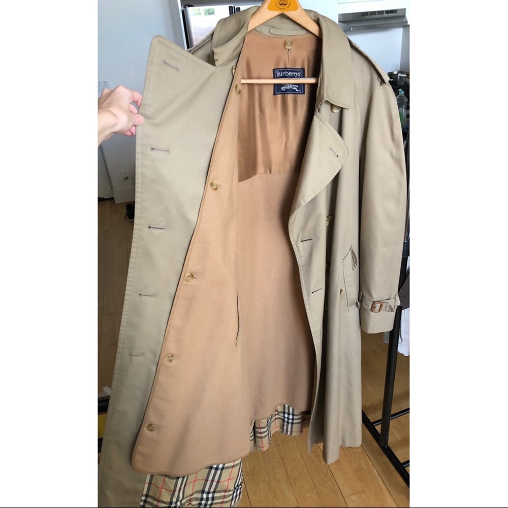Men’s Burberry trench coat - Picture 2 of 8